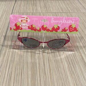 Strawberry Shortcake Kids Sunglasses